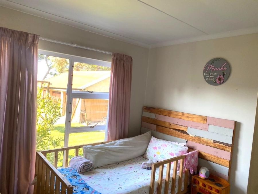 4 Bedroom Property for Sale in Mossel Bay Central Western Cape